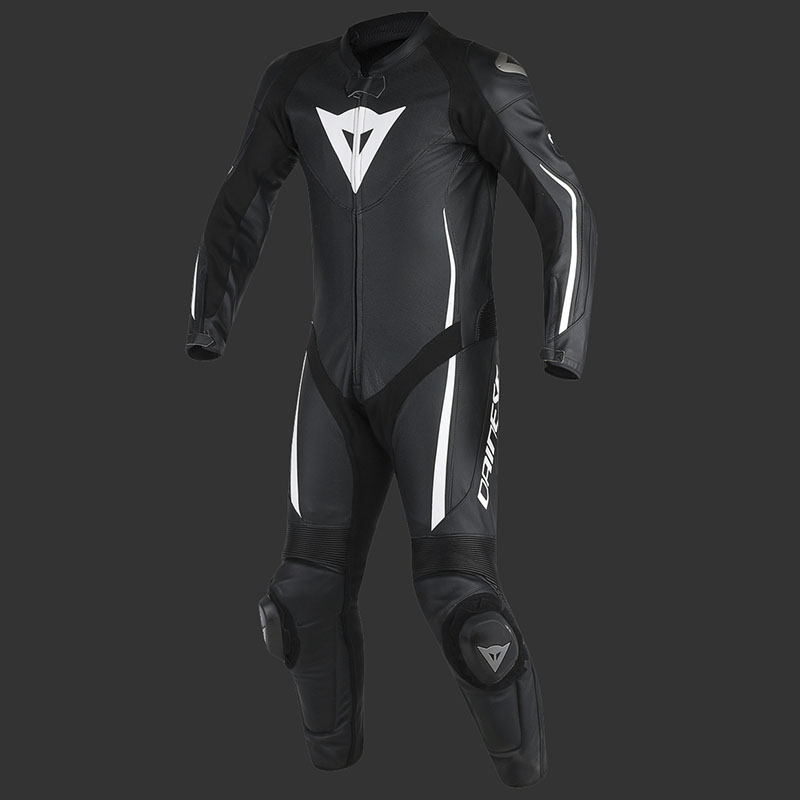 DAINESE Комбинезон кожаный ASSEN цельный черно-белый перфорированный - DAINESE Комбинезоны - куртки - Мотоэкипировка - Интернет-магазин мотоэкипировки и мотозапчастей MотоГанза
